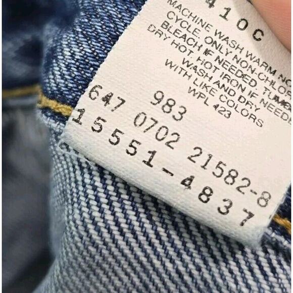 Vintage Levis Jeans Womens 34x31 Y2K 550 Relaxed High Rise Tapered Leg Mom Denim - Picture 9 of 12